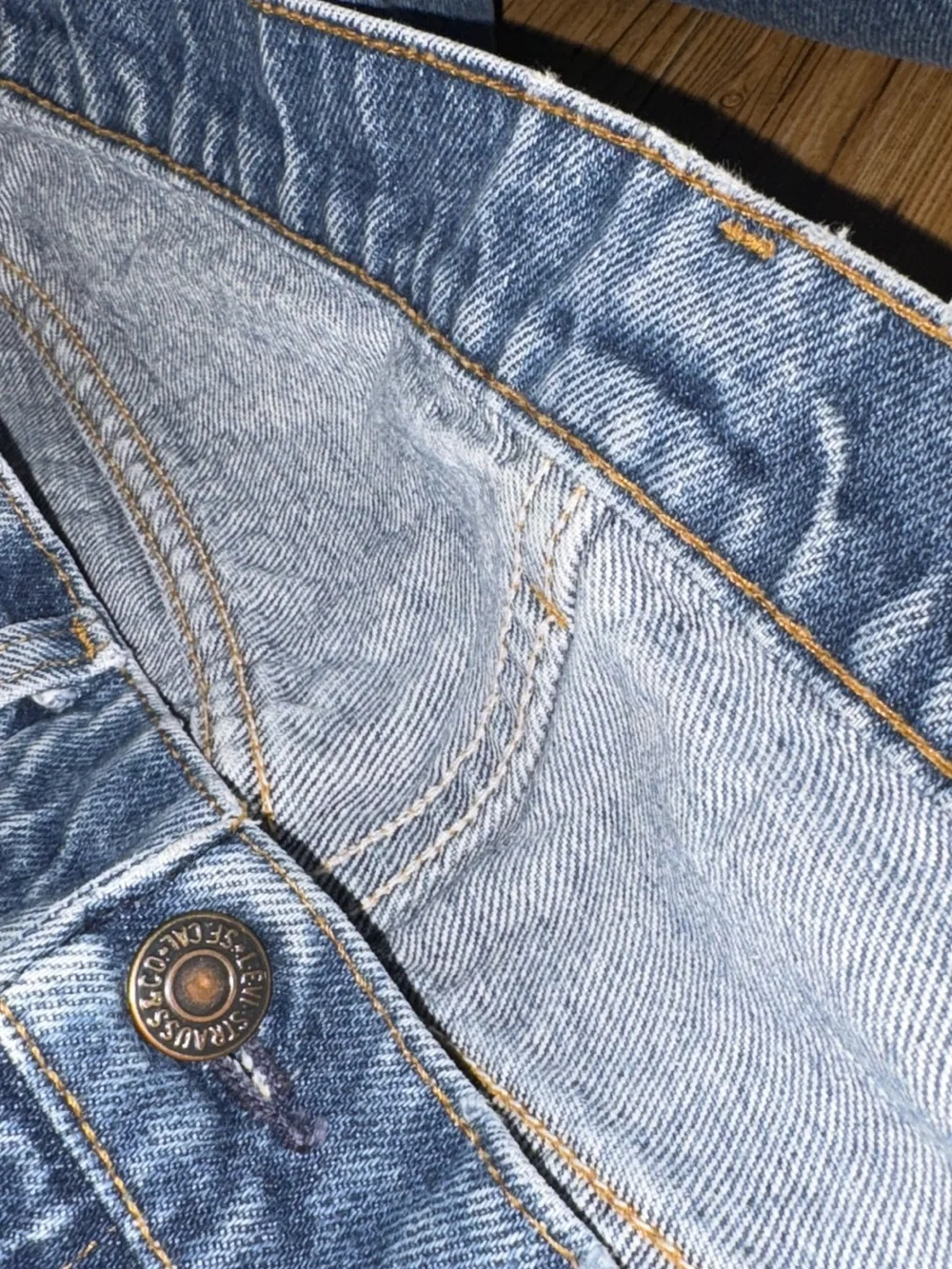 1987 505 Levi dash wash jeans